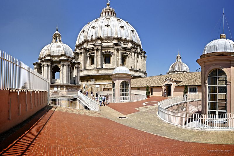 on the roof of st peters